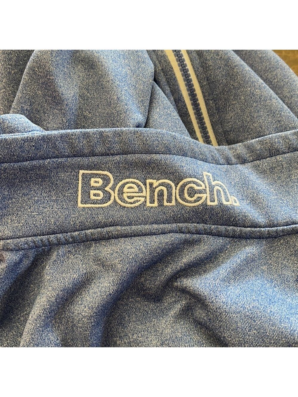 Bench jacket size M π₯°π₯° - Picture 4 of 5